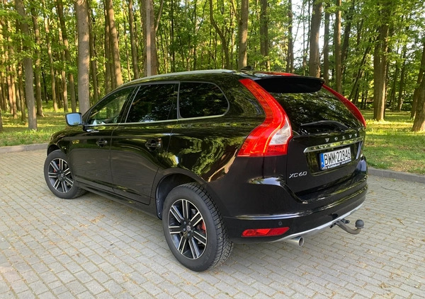 Volvo XC 60 cena 67650 przebieg: 216000, rok produkcji 2017 z Ciechanowiec małe 191